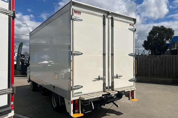 2022 Fuso Canter 515 4x2 MWB