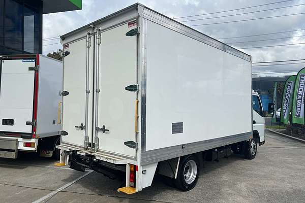 2022 Fuso Canter 515 4x2 MWB