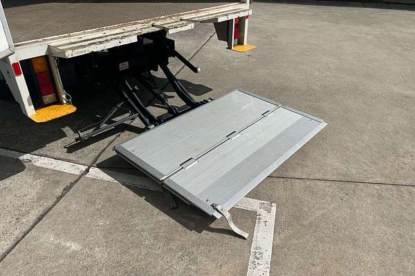 2022 Fuso Canter 515 4x2 MWB