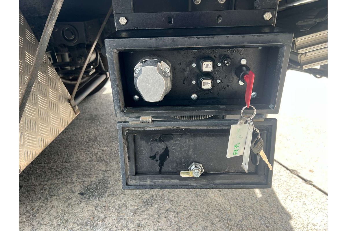 2022 Fuso Canter 515 4x2 MWB