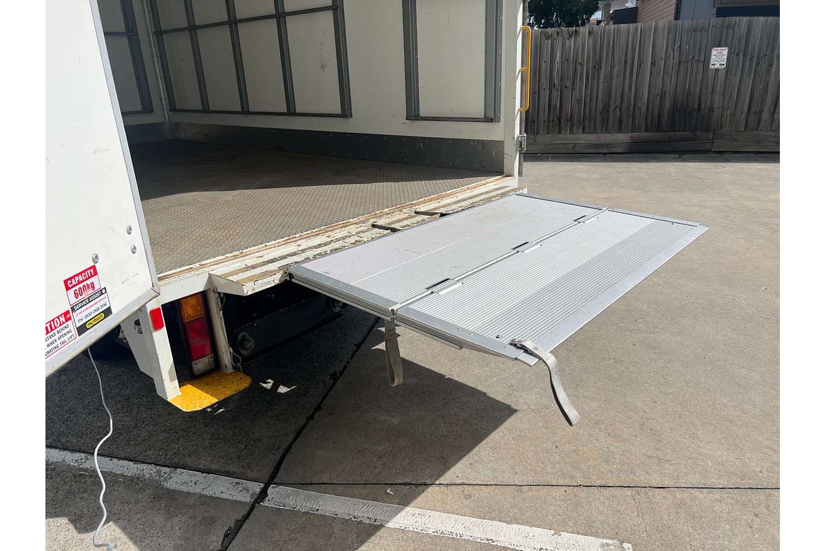 2022 Fuso Canter 515 4x2 MWB