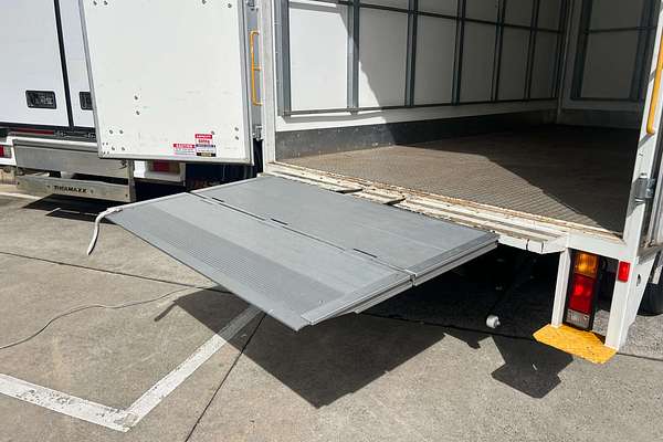 2022 Fuso Canter 515 4x2 MWB