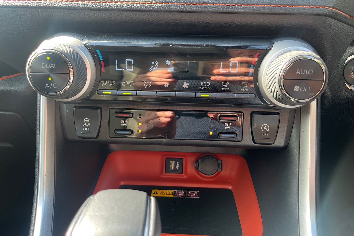 2024 Toyota RAV4 Edge AXAA54R