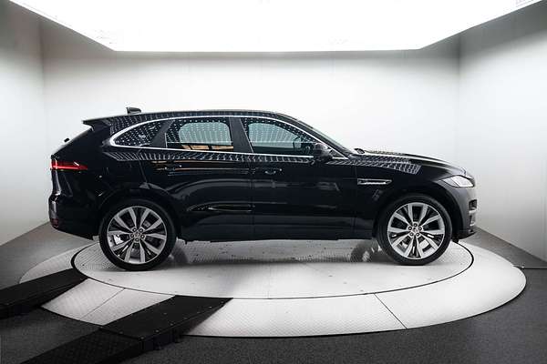 2016 Jaguar F-PACE 20d Prestige X761