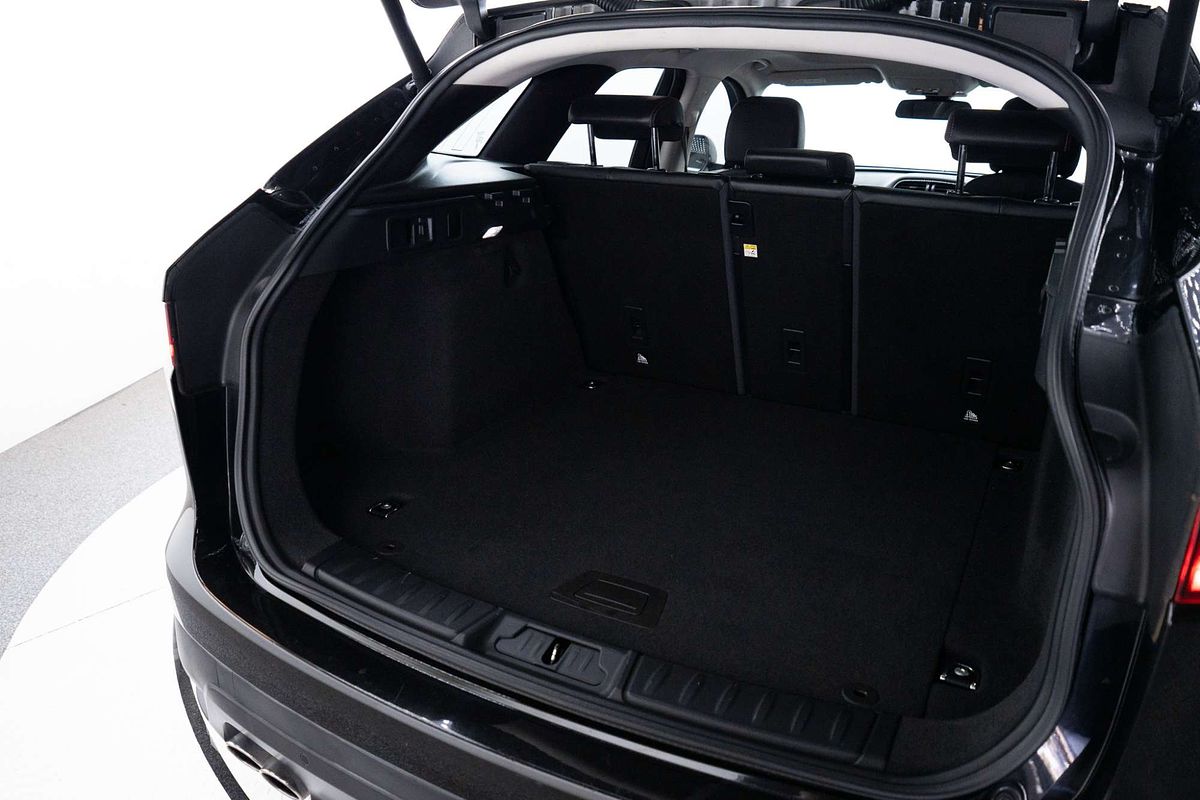 2016 Jaguar F-PACE 20d Prestige X761