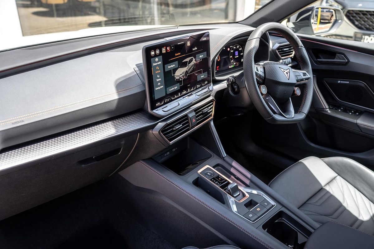 2025 CUPRA Leon S KL