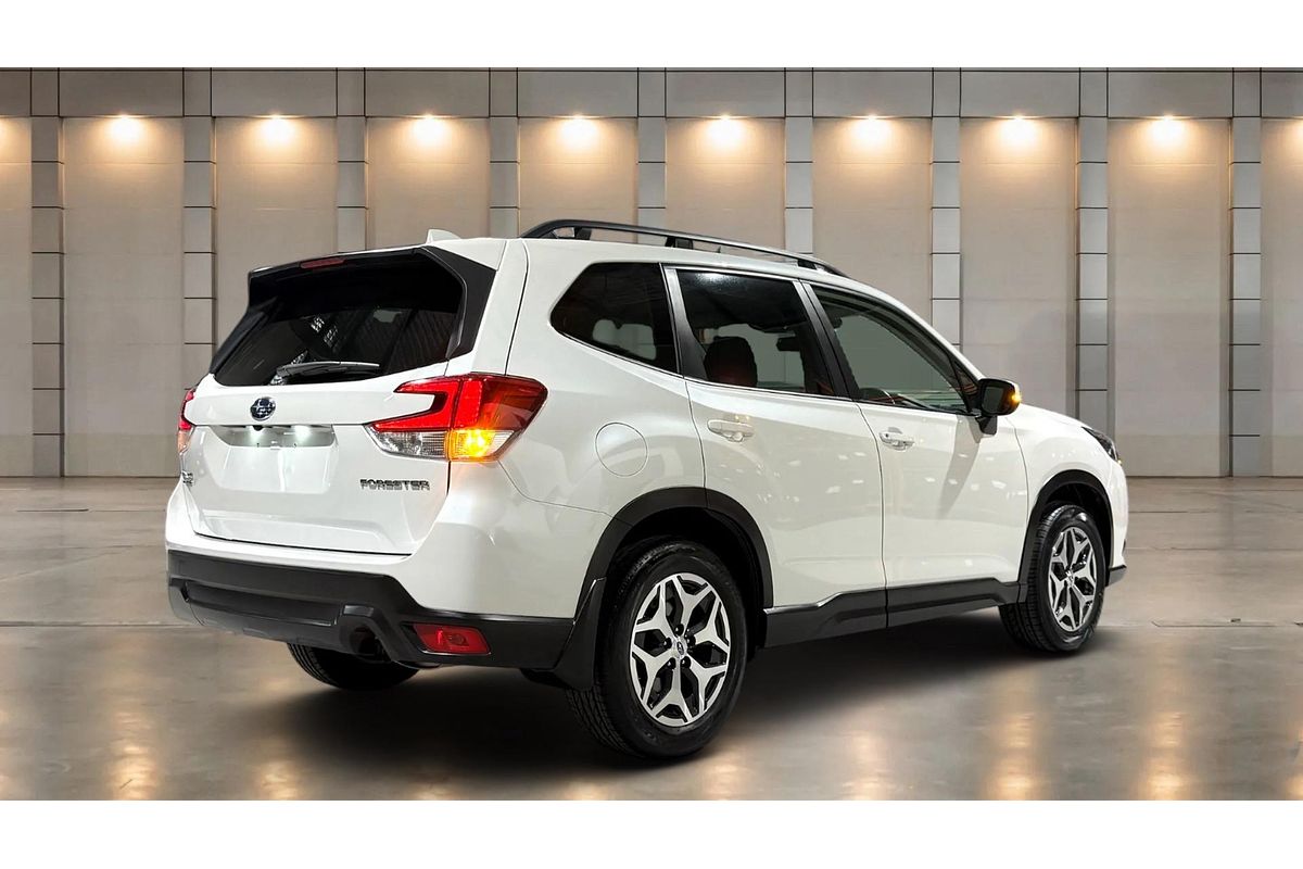 2023 Subaru Forester 2.5i S5