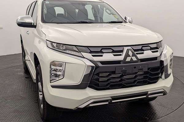 2025 Mitsubishi Pajero Sport GLX QG