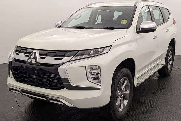 2025 Mitsubishi Pajero Sport GLX QG