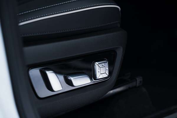 2025 GWM Tank 300 Ultra P01