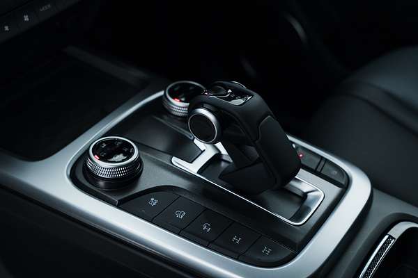 2025 GWM Tank 300 Ultra P01