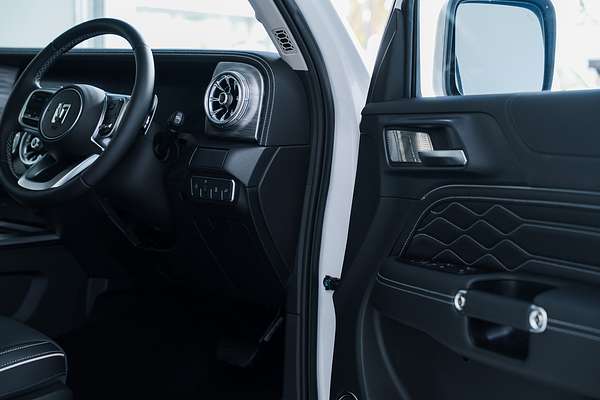 2025 GWM Tank 300 Ultra P01