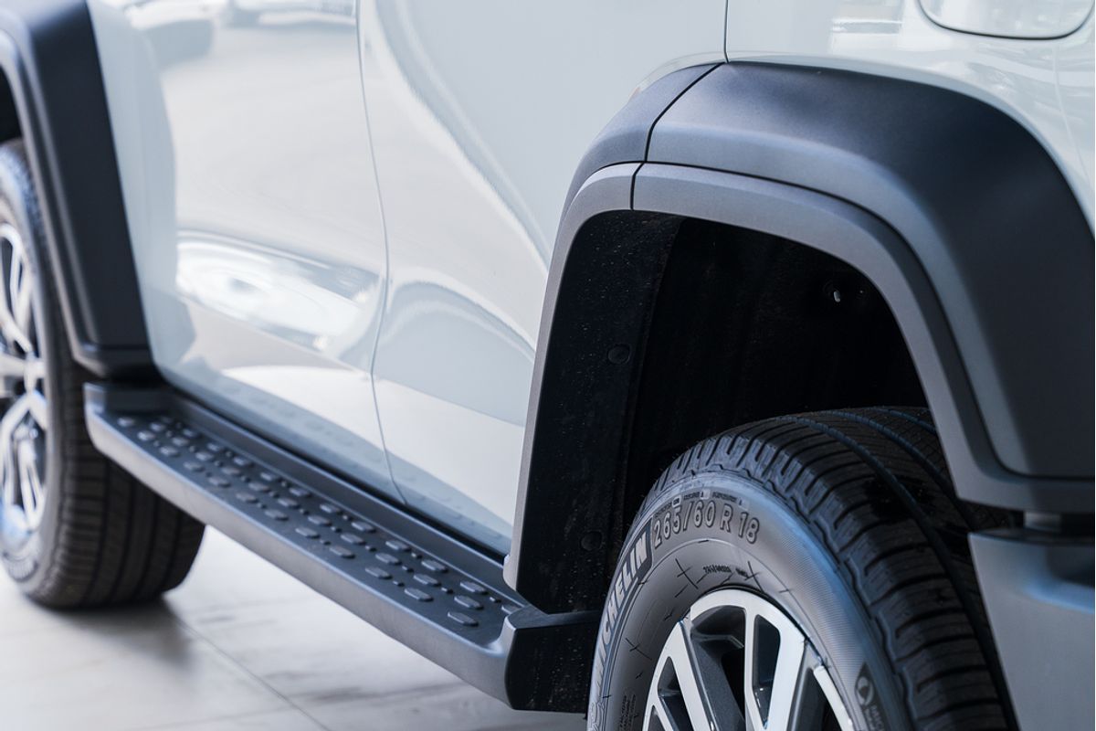 2025 GWM Tank 300 Ultra P01