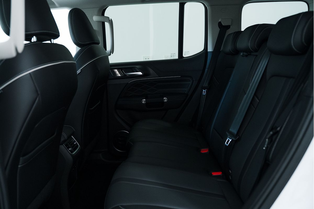 2025 GWM Tank 300 Ultra P01