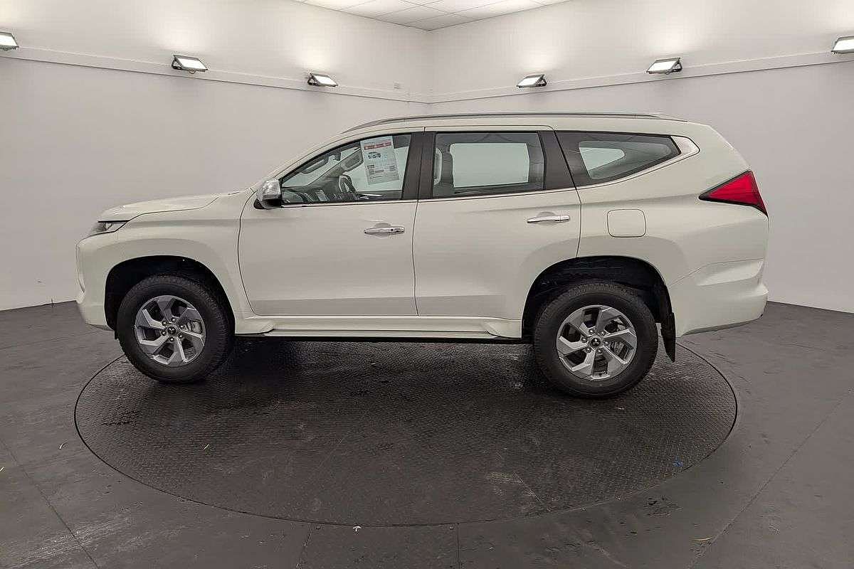 2025 Mitsubishi Pajero Sport GLX QG
