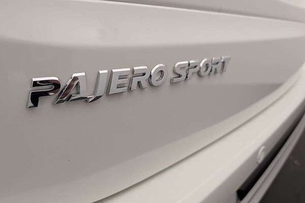 2025 Mitsubishi Pajero Sport GLX QG