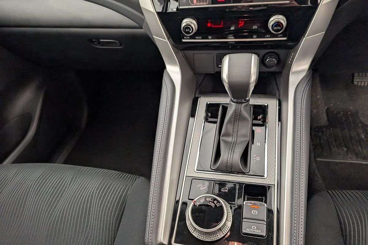 2025 Mitsubishi Pajero Sport GLX QG