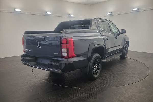 2025 Mitsubishi Triton GSR MV 4X4