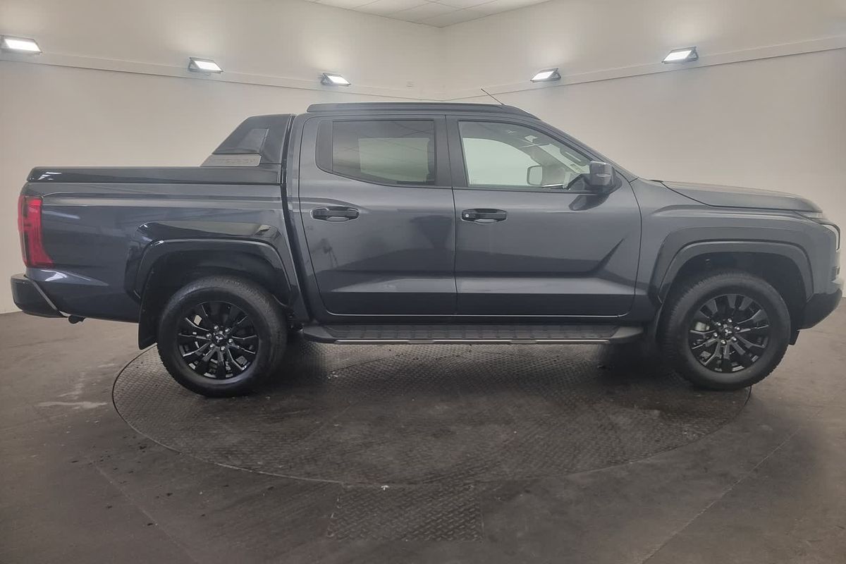 2025 Mitsubishi Triton GSR MV 4X4