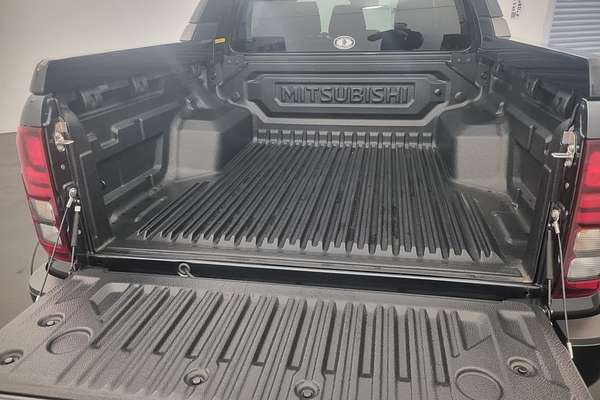 2025 Mitsubishi Triton GSR MV 4X4