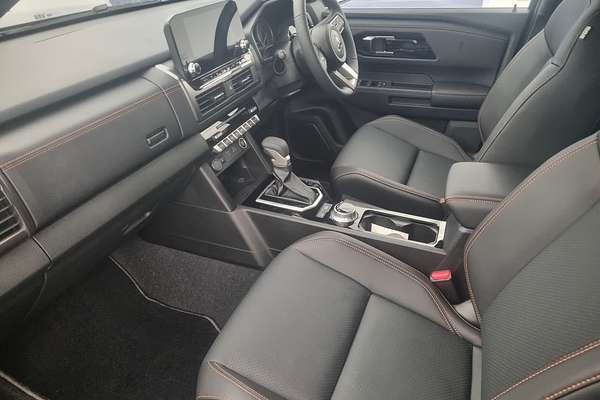 2025 Mitsubishi Triton GSR MV 4X4