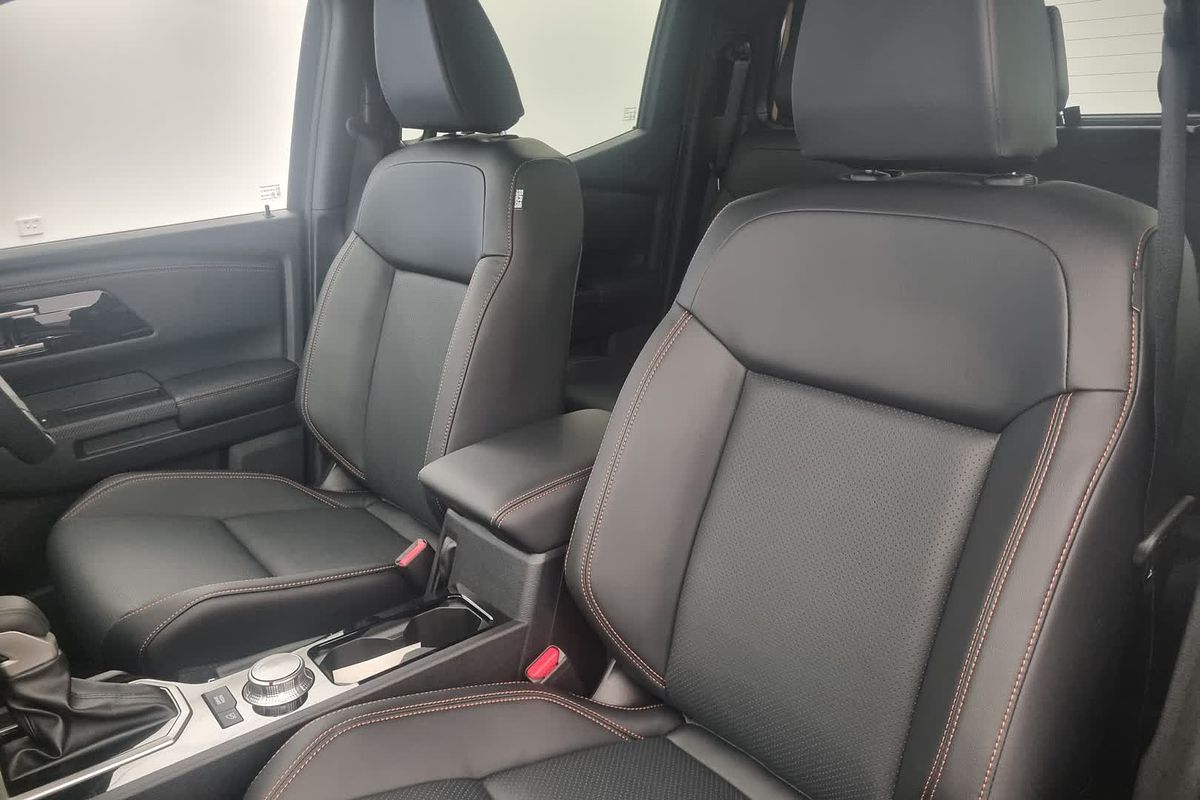 2025 Mitsubishi Triton GSR MV 4X4