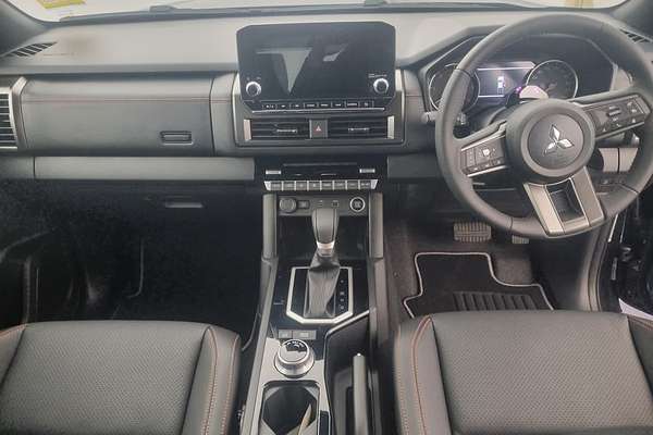 2025 Mitsubishi Triton GSR MV 4X4