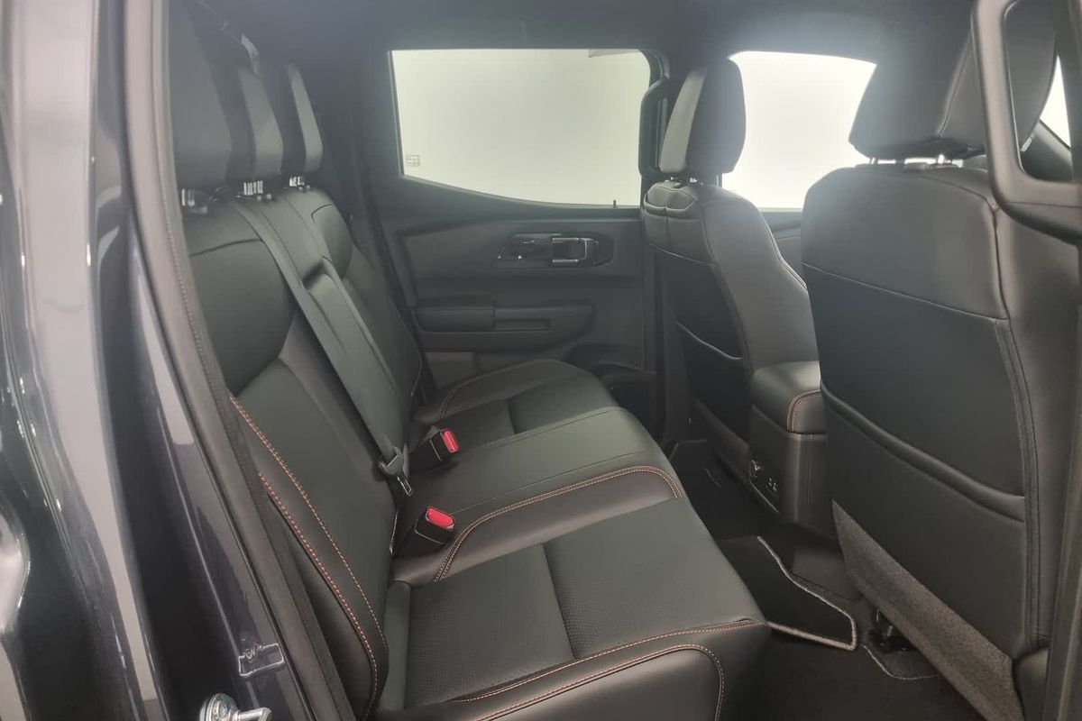 2025 Mitsubishi Triton GSR MV 4X4