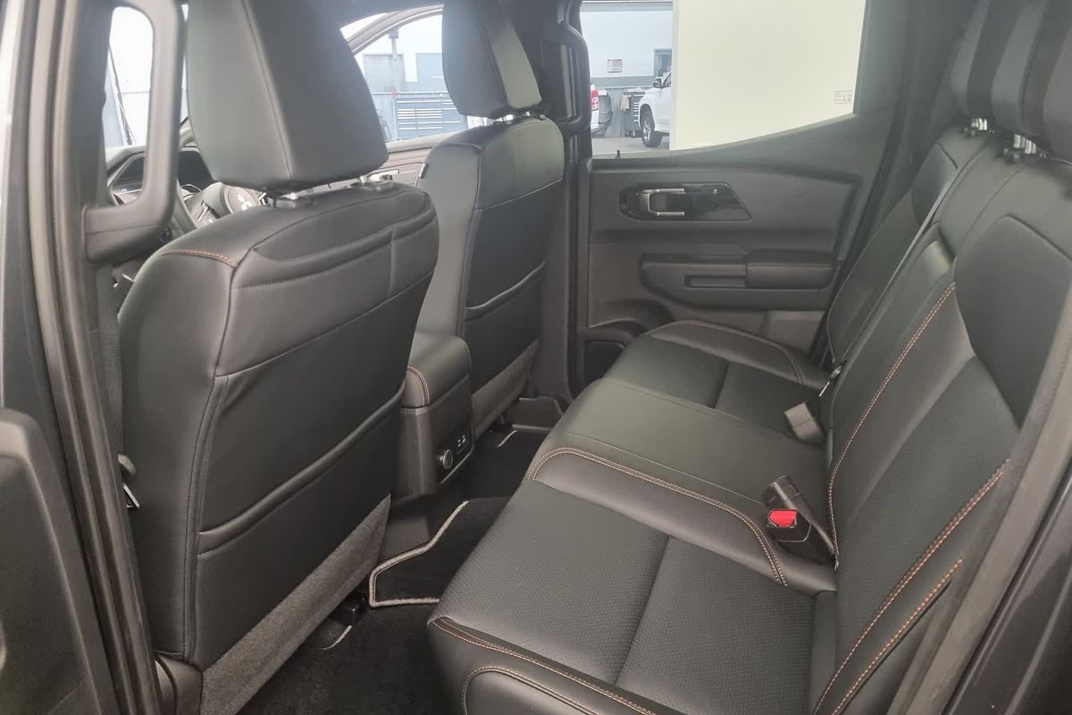 2025 Mitsubishi Triton GSR MV 4X4