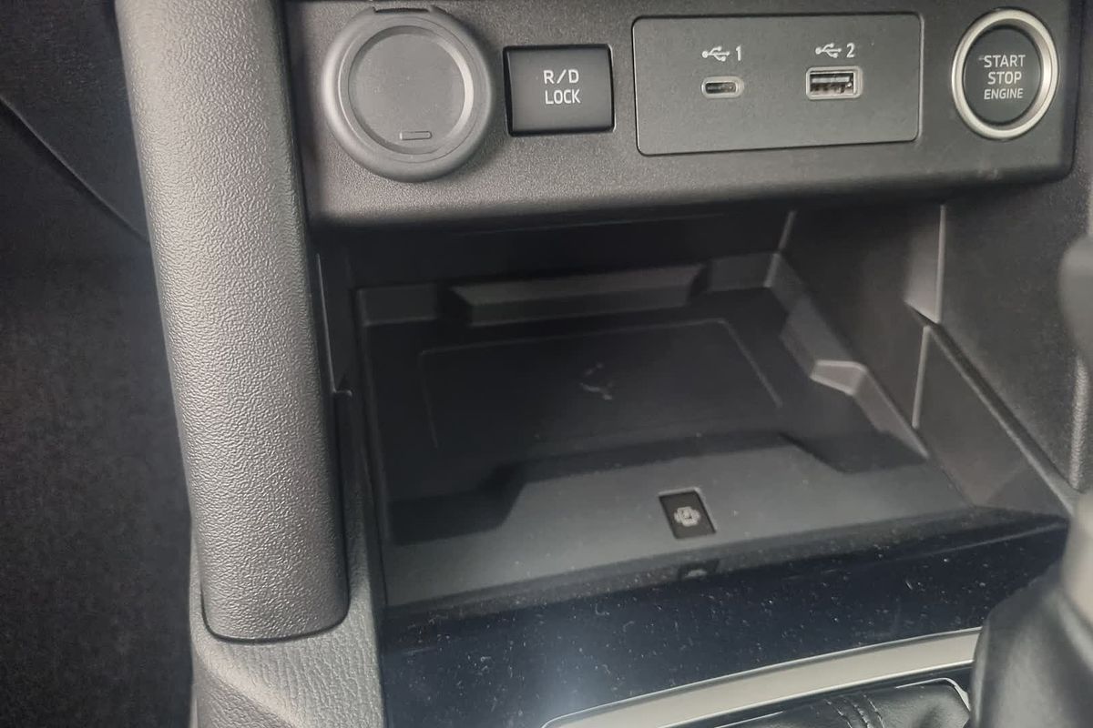 2025 Mitsubishi Triton GSR MV 4X4