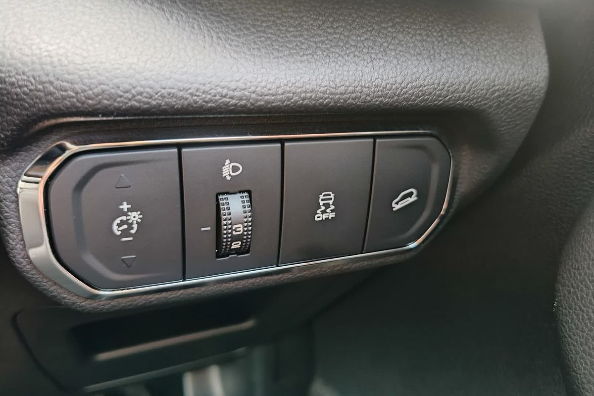 2023 GWM Haval Jolion Lux Hybrid A01