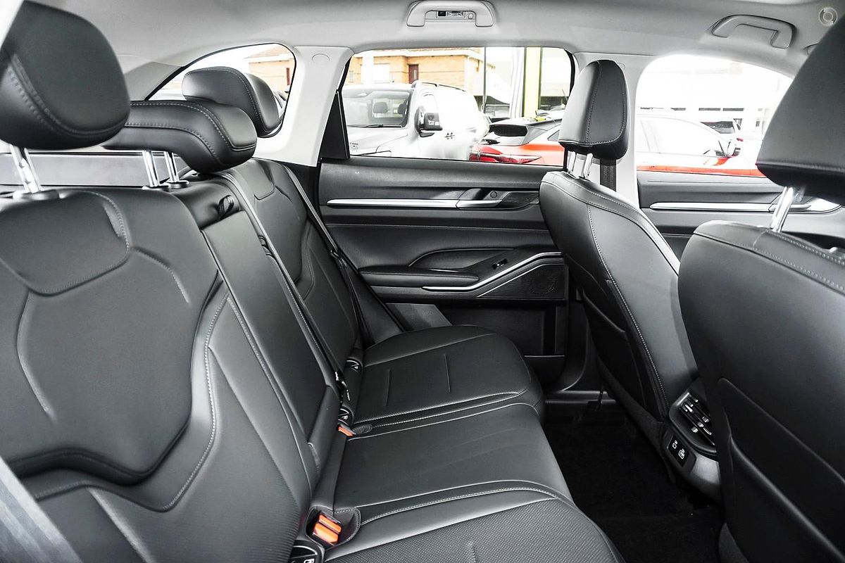 2025 GWM Haval H6 Ultra PHEV B01