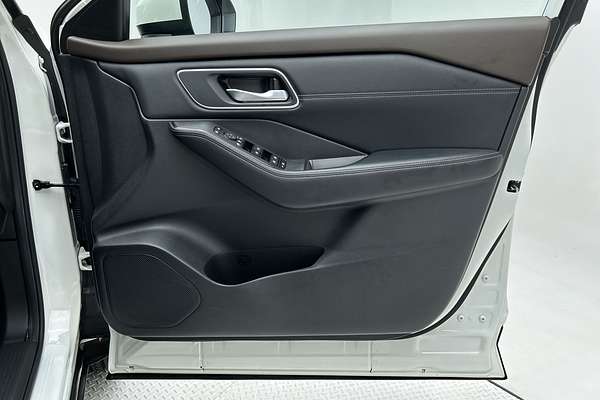 2023 Nissan X-TRAIL ST-L T33