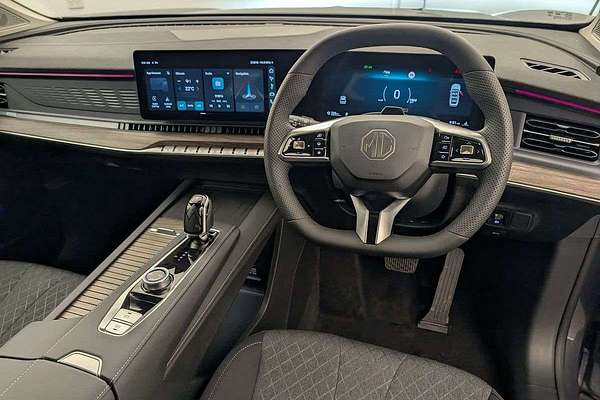 2025 MG QS Excite IS31