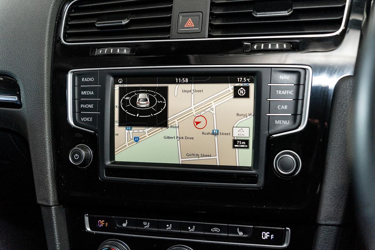 2016 Volkswagen Golf 110TSI Highline 7