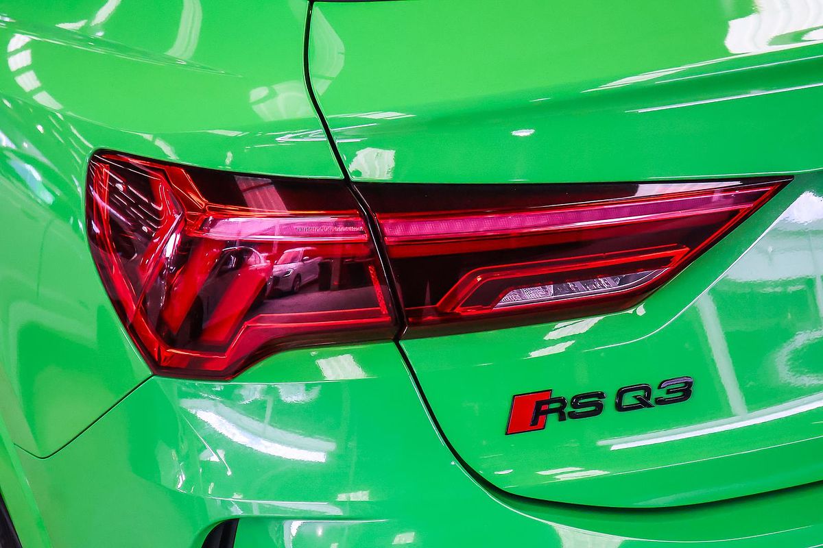 2021 Audi RS Q3 F3