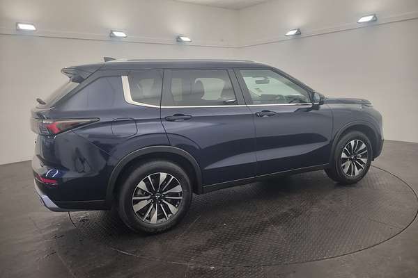 2025 Mitsubishi Outlander LS ZM