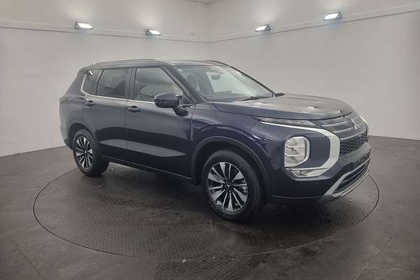 2025 Mitsubishi Outlander LS ZM