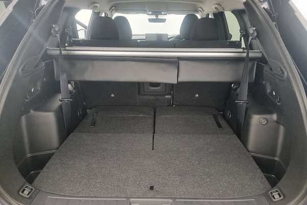 2025 Mitsubishi Outlander LS ZM