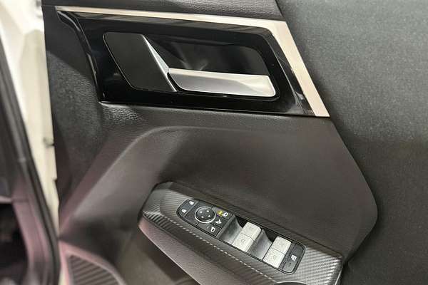 2023 Mitsubishi Outlander LS ZM