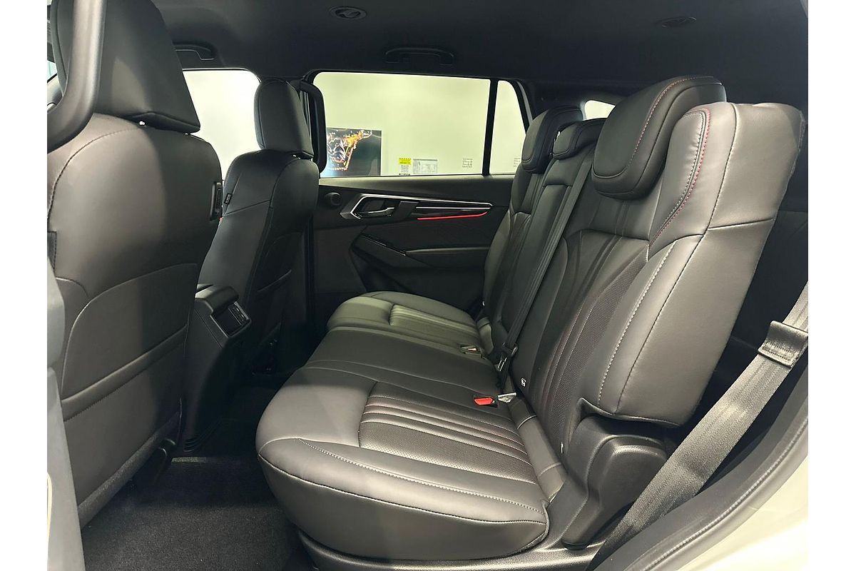 2025 Isuzu MU-X X-TERRAIN