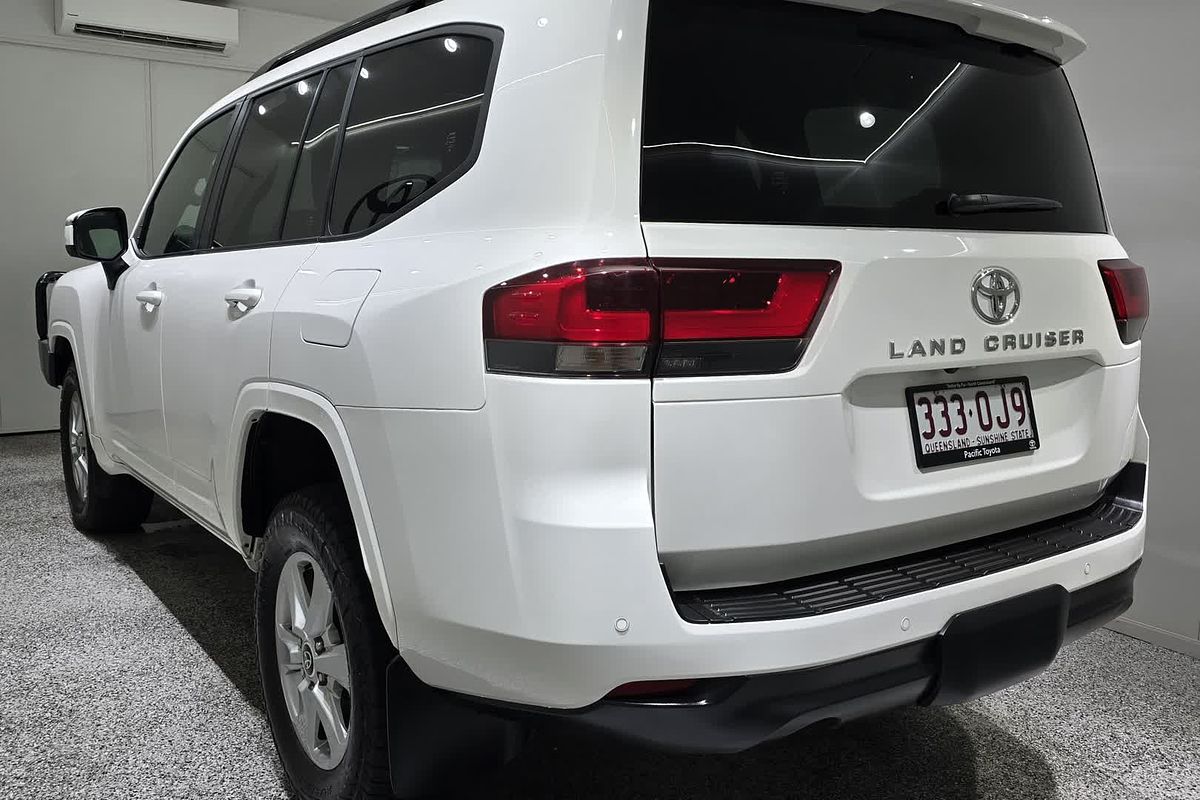 2023 Toyota Landcruiser GXL FJA300R