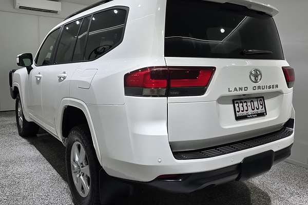 2023 Toyota Landcruiser GXL FJA300R