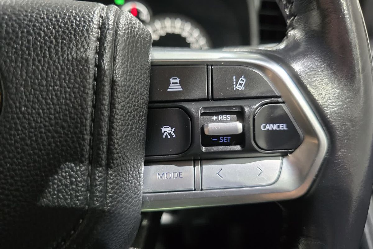 2023 Toyota Landcruiser GXL FJA300R