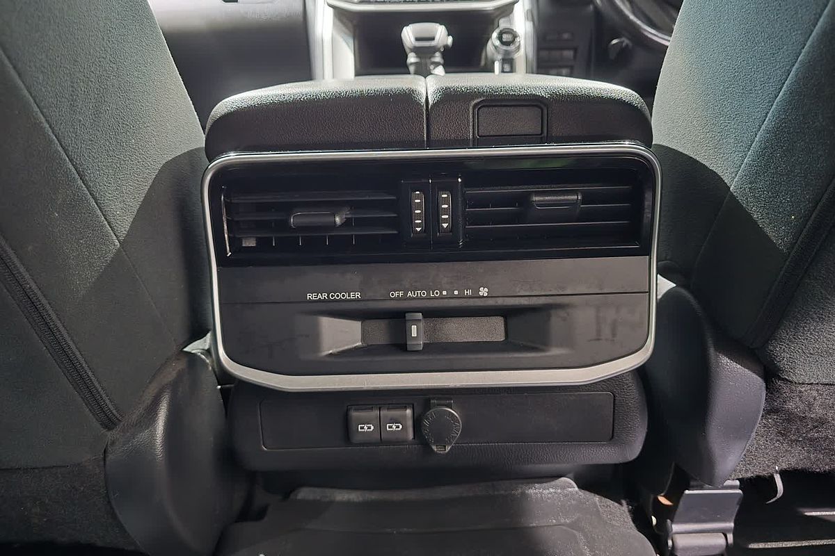 2023 Toyota Landcruiser GXL FJA300R