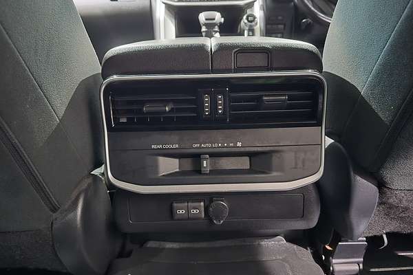 2023 Toyota Landcruiser GXL FJA300R