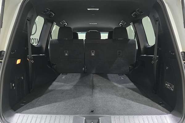 2023 Toyota Landcruiser GXL FJA300R