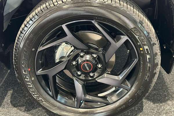 2025 Isuzu MU-X X-TERRAIN