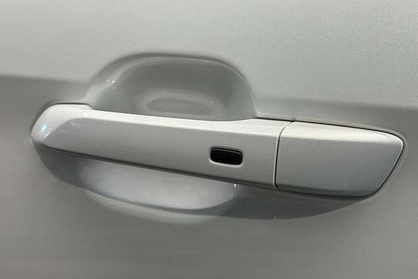 2025 Isuzu MU-X X-TERRAIN