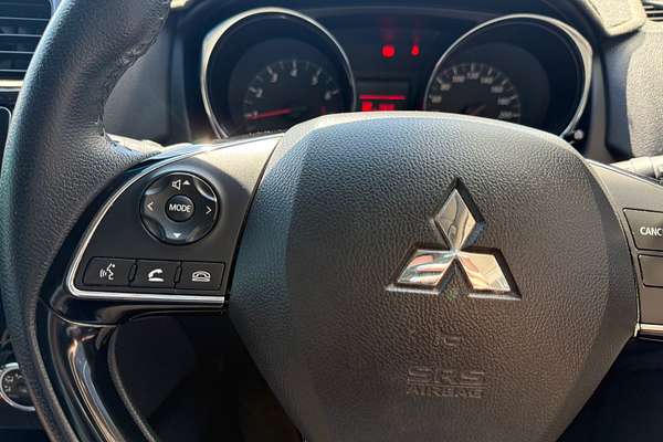 2019 Mitsubishi ASX ES XC